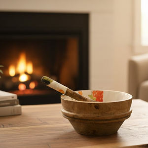 Bol en bois naturel artisanal, biodégradable et écologique pour servir des salades, des fruits, des collations et pour la décoration de la maison - Product Image 6