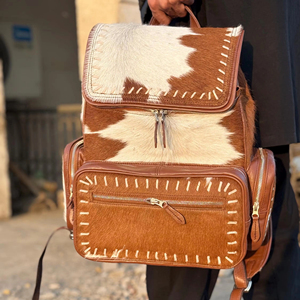 Mochila de Cuero con Pelo de Vaca Auténtico, Estilo Western, Hecha a Medida, Precio LHBP-0217 - Product Image 1