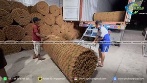 Eco friendly coir <b>mat</b> hand woven 35mm thickness non slip outdoor garden path pavement rugs made of natural coco fiber <b>roll</b> store - Product Image 3