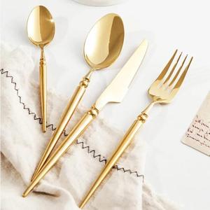 ชุดช้อนส้อมทองเหลืองหรูหรา 4 ชิ้น สำหรับงานแต่งงาน ตกแต่งโต๊ะอาหาร - Product Image 2
