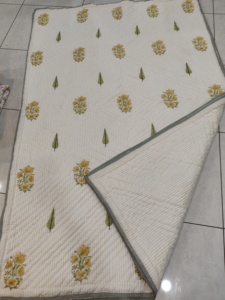 Edredón de Algodón Estampado a Mano, Elegante Cubrecama Artesanal, Ropa de Cama Ligera, Fabricante Mayorista de Textiles para el Hogar - Product Image 2
