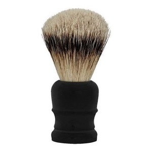Brocha de Afeitar Ecológica Hecha a Mano con Mango de Cuerno de Búfalo de ILAHI, Diseño Rústico Moderno, Personalizable para Halloween, Uttar Pradesh - Product Image 1