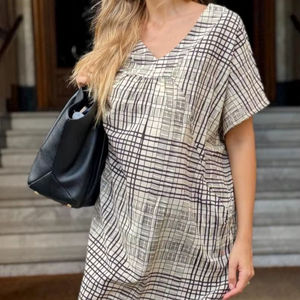 Kaftan en coton à imprimé géométrique style bohème chic, léger, idéal pour l'été - Product Image 1