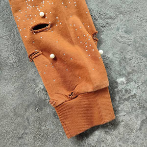 Sweat à capuche unisexe surdimensionné personnalisé avec fermeture éclair intégrale, effet délavé vintage, style streetwear, avec clous décoratifs et effet pulvérisé sur toute la surface - Product Image 5