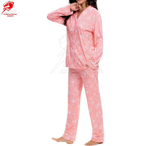 Vêtements de nuit en coton imprimé pour femmes, ensembles de pyjamas vibrants fabriqués au Pakistan à un prix raisonnable - Product Image 5