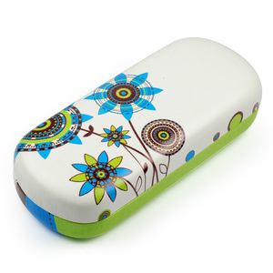 Étui à lunettes rigide pour enfant avec motif imprimé, forme rectangulaire - Product Image 3