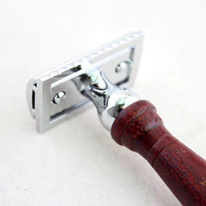 Maquinilla de afeitar clásica de doble filo con mango de palisandro para afeitado masculino y depilación femenina - Product Image 2