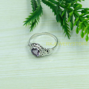 Anillo de Plata de Ley 925 con Amatista Morada Natural Tallada, Anillos de Compromiso y Boda para Mujer, Joyería de Regalo de Navidad para Ella - Product Image 4