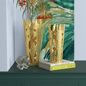 Vase décoratif de table en métal de style moderne, porte-fleurs sophistiqué pour la maison et les espaces de bureau - Product Image 1