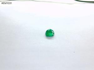 Émeraude naturelle zambienne taille coussin facettée 3,46 ct de haute qualité, pierre précieuse en vrac pour la fabrication de bijoux - Product Image 4