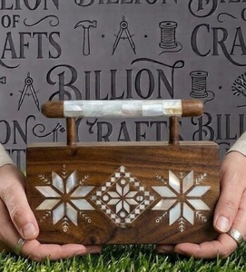 Wholesale Vintage Carved Hardwood Box <b>Clutch</b> Natural <b>White</b> Shell Mosaic Bridal Handbag with Detachable Chain - Product Image 1