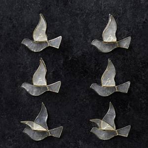 Ensemble de 6 décorations de Noël en forme de colombe blanche faites à la main, style coquille de Capiz, décorations suspendues pour arbre, décorations élégantes pour la maison pendant les fêtes de Noël - Product Image 1