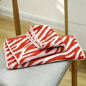 Serviette de toilette tissée en coton de luxe à grammage élevé, très absorbante, séchage rapide, écologique, pour hôtels, spas, salles de bain, conception personnalisée OEM, couleur unie - Product Image 4