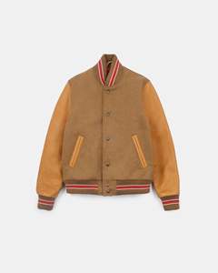 Blouson Bomber Varsity Personnalisé pour Femme en Laine et Cuir – Corps en Laine Premium, Manches en Cuir, Poignets Côtelés et Boutons Pression – Tendance - Product Image 6