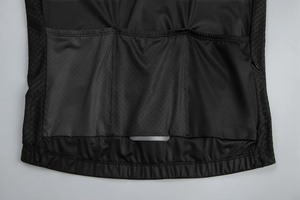 Ensemble de maillot de cyclisme pour homme, maillot noir à manches courtes et short à bretelles avec rembourrage - Product Image 3