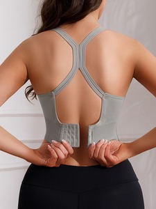 Soutien-gorge de sport long sans couture pour femme |   Haut court de yoga à fermeture dos croisé (hameçon et œillet) |   Soutien-gorge de sport rembourré en nylon et élasthanne, noir uni - Product Image 4