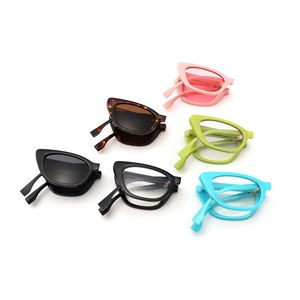 Lunettes de soleil de voyage œil de chat à monture ovale tendance 2025 pour femmes et hommes, style vintage années 90, monture pliable, logo personnalisé, verres étroits et fins - Product Image 1