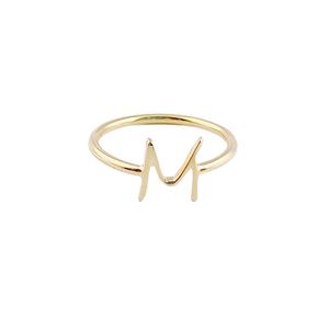 Anillo de Plata de Ley 925 con Inicial “M” - Banda Apilable Chapada en Oro Hecha a Mano para Mujer - Product Image 1
