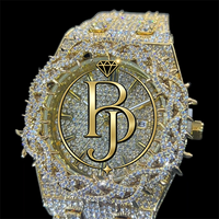 BRIVA JEWELS Luxuriöse Umweltfreundliche Shanghai 44mm Vergoldete Edelstahl Royal Cross Quarz Analog-Digital-Uhr mit Schmetterlingsmotiv