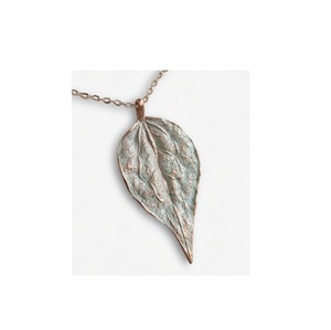 Bijoux faits main 2026, style chic français, minimalistes pour femme, pendentif initial chic français, finition brillante, cadeau de Noël - Product Image 6