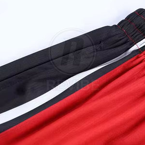Uniforme de basket-ball respirant de haute qualité avec logo personnalisé en sublimation, couleurs et tailles sur mesure - Product Image 5