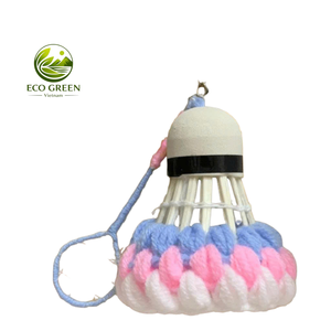 Llavero de Bádminton Tejido a Mano con Hilo de Algodón, Bonito Llavero de Hilo, Regalo para Amantes del Bádminton, Souvenir para Fanáticos del Deporte - Product Image 3