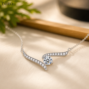 Collier en moissanite de qualité supérieure, élégant, à taille ronde, pour les fiançailles, cadeau, bijoux - Product Image 2