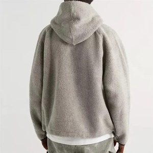 Sweat à capuche en polaire sherpa avec empiècements contrastés |   Pull Teddy multicolore avec poche kangourou |   Fournisseur de vêtements thermiques à poils longs - Product Image 6