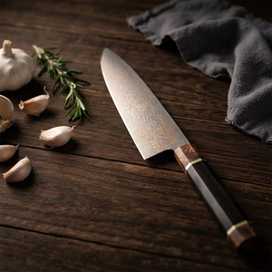 Couteau artisanal en acier damas cuivré avec lame à motifs élégants, manche personnalisé, outil de découpe de cuisine haut de gamme fait main - Product Image 2
