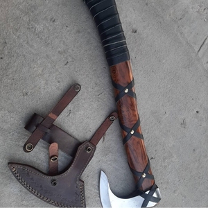 Hache en acier forgé artisanal avec manche en bois personnalisé, outil de découpe pour camping en plein air, équipement de bushcraft, fournisseur en gros - Product Image 3