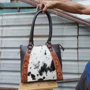 Sac à bandoulière Western Tooled en cuir de vachette et fourrure, sac fourre-tout à deux poignées, portable, pour usage quotidien, au prix de gros - Product Image 1