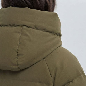 Chaqueta Acolchada Larga para Mujer, con Capucha, Resistente al Viento, para la Temporada de Nieve, 100% Poliéster, Cómoda, a la Moda, Proveedor OEM, Estilo Contemporáneo - Product Image 5