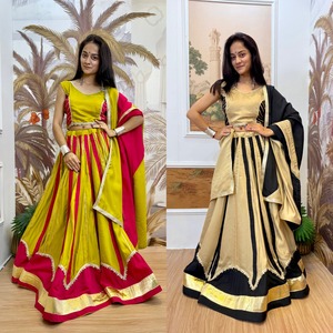 Ensemble Lehenga en Soie Indienne et Pakistanaise Noir et Or, Brodé de Paillettes, Longueur Ras du Sol, Robe Traditionnelle Vintage avec Dupatta pour Mariage - Product Image 4