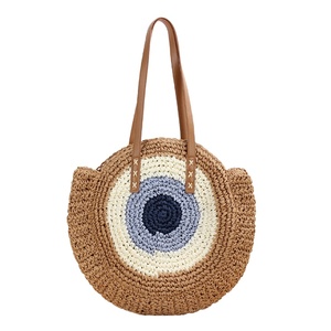 Sac messager rond en paille tressée pour femme, sac à bandoulière en rotin ajouré avec fermeture éclair, idéal pour la plage et les voyages - Product Image 2