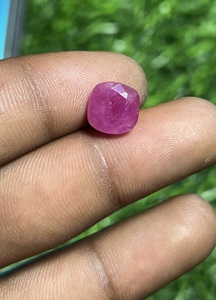 Oferta Especial: Gemas de Rubí Natural con Corte Facetado – Lote al por Mayor de Rubíes Rojos Sueltos de Alta Calidad en Diversas Formas para Fabricación de Joyas - Product Image 3