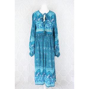 Robe longue bohème florale turquoise pour femme, coupe ample, manches longues, imprimé vintage, pour plage, soirée, streetwear, naturelle, écologique, teinte unie - Product Image 3