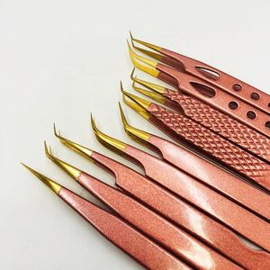 Venta al por mayor de pinzas de extensión de pestañas de acero inoxidable con agarre de diamante conjunto de Punta dorada de alta calidad - Product Image 4