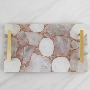 Plateau de rangement rectangulaire en marbre avec poignées en métal doré, design moderne, accessoire de table pour salon - Product Image 3