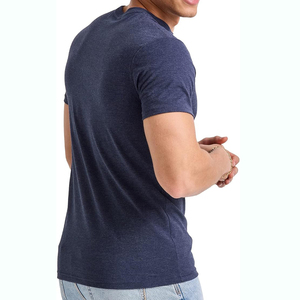 T-shirts personnalisés OEM à faible MOQ avec logo sur mesure pour hommes, col rond, nouveaux t-shirts tendance pour hommes en vente en ligne à prix abordable - Product Image 4