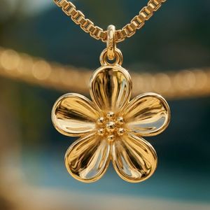 Tobillera de Flores Chapada en Oro de 18K con Colgantes de Cinco Pétalos para Mujer, Joyería para Vacaciones de Verano en la Playa - Product Image 4