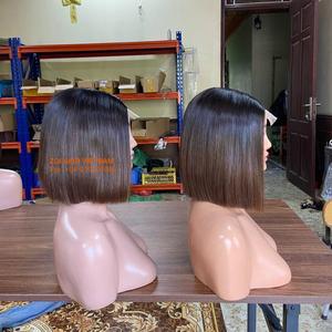 Pelucas de Cabello Humano Vietnamita Más Vendidas, Pelucas con Frente de Encaje, Peluca Bob Corta sin Pegamento, 180% de Densidad, Color y Textura Personalizados - Product Image 2