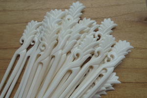 กิ๊บติดผมทรงอัพดอจากกระดูกธรรมชาติ |   ไม้เสียบผมแกะสลักแบบดั้งเดิม - Product Image 4