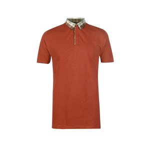 Polo pour homme OEM en coton tricoté rouge rouille à manches courtes, coupe classique, boutonnage frontal, couleur unie avec col à carreaux - Product Image 2