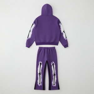 Conjunto deportivo con capucha Glory Custom, con bordado y estampado, hecho de felpa 100% algodón transpirable, diseñado para unisex. - Product Image 3