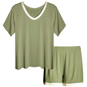Ensemble short et chemise surdimensionné respirant personnalisé pour femme, longueur au-dessus du genou, motif uni - Product Image 4