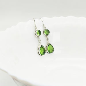Pendientes Colgantes de Plata de Ley 925 con Peridoto Oxidado |   Pendientes de Peridoto Natural en Forma de Gota |   Joyería de Plata con Piedras Preciosas al por Mayor - Product Image 3
