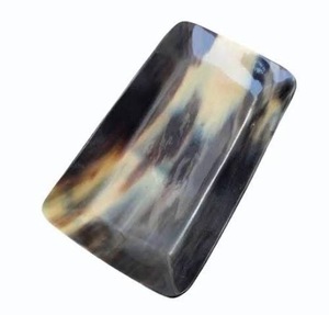 Plateau rectangulaire multifonctionnel moderne en corne de buffle naturelle ILAHI, écologique, durable, poli et sculpté, capacité personnalisable - Product Image 1