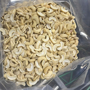 Noix de Cajou Entières en Gros Exportées vers le Moyen-Orient – SANTIGO - Product Image 1