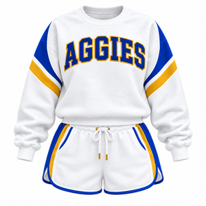 Conjunto de Sudadera y Pantalones Cortos Personalizados para Mujer, Estilo Universitario, de Felpa, Dos Piezas, Marca Privada, Fabricante OEM, Venta al Por Mayor - Product Image 1