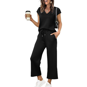 Ensemble de vêtements de détente pour femmes, fabrication directe d'usine, populaire, sur mesure, comprenant des chemises et des pantalons à jambes larges - Product Image 3